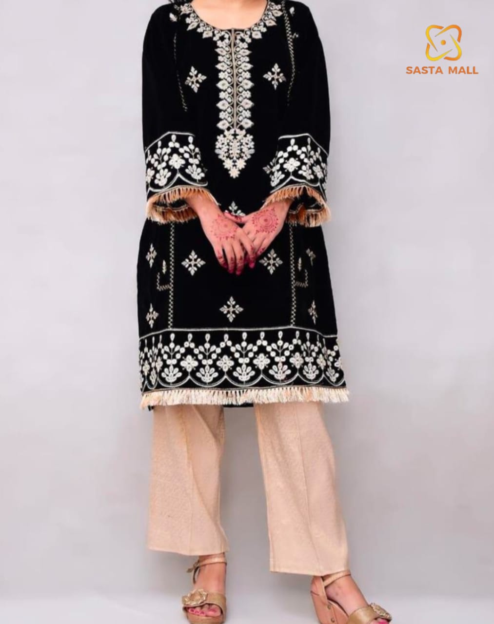 2-pc Velvet embroided suit